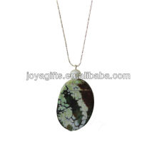 Ожерелье из натурального кусочка агата с серебряной цепочкой
